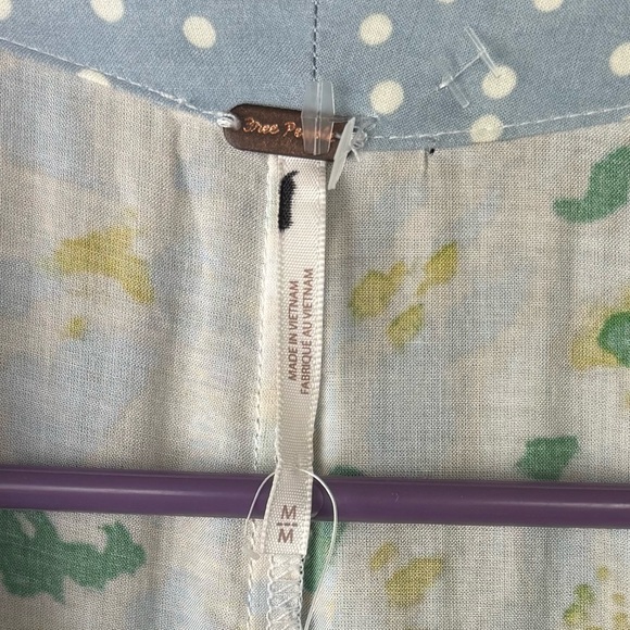 Floral Blue and White Dress - Picture 7 of 7